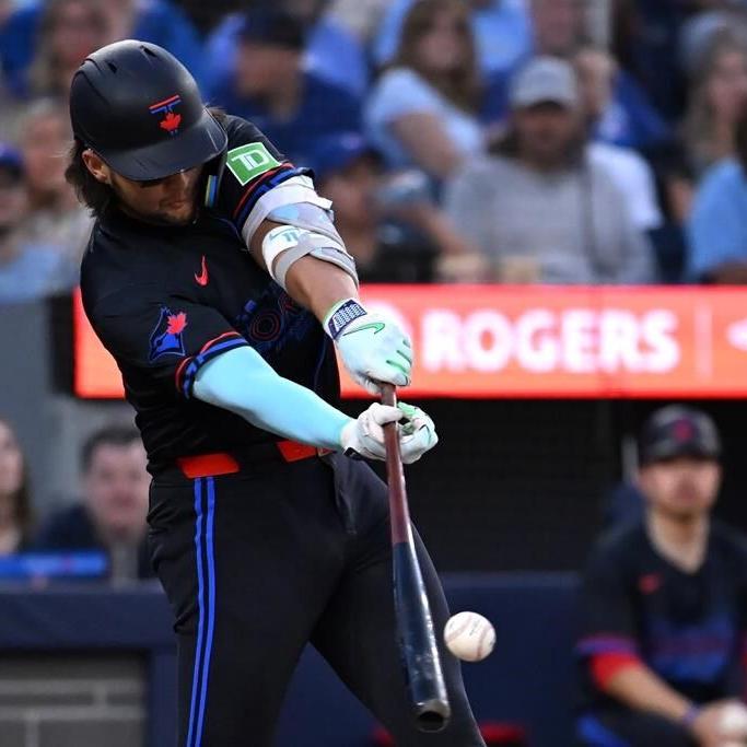 Blue Jays shortstop Bichette to undergo surgery to repair fractured finger